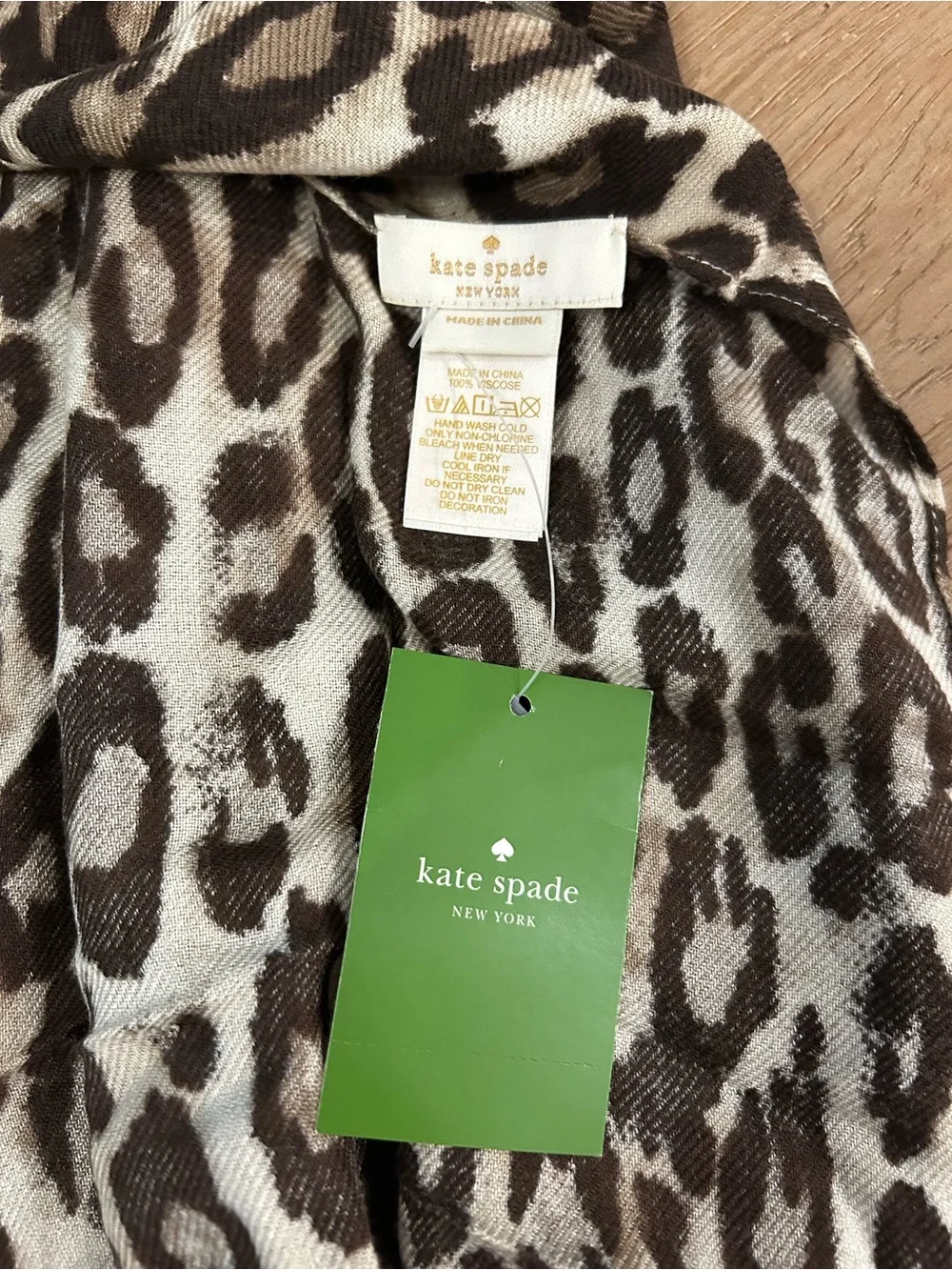 kate spade lightweight infinity